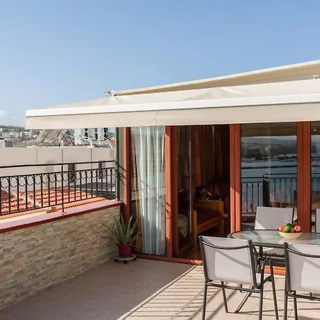 Elisabeth's Penthouse At The Heart Of The Apartament Retimno